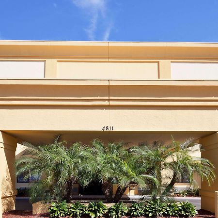 Hotel La Quinta By Wyndham Tampa Fairgrounds - Casino Zewnętrze zdjęcie